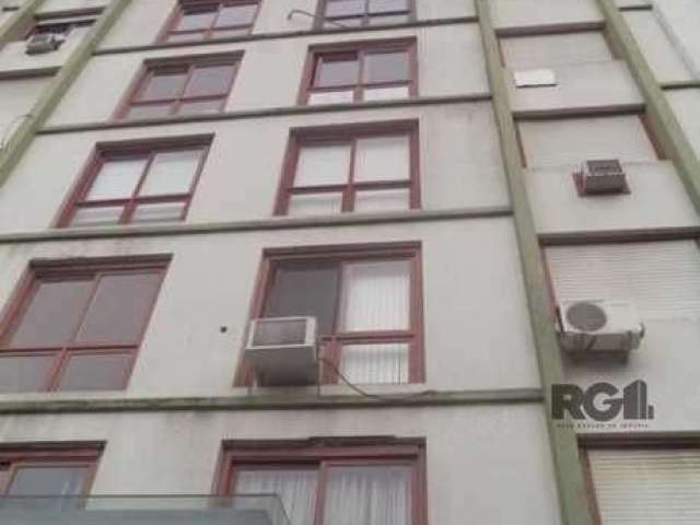 Apartamento à venda no Edifício Lavalle, localizado na Rua Sofia Veloso, no bairro Cidade Baixa em Porto Alegre. Com 2 dormitórios, 1 banheiro, 1 sala e área privativa de 61.37 m². O imóvel está no se