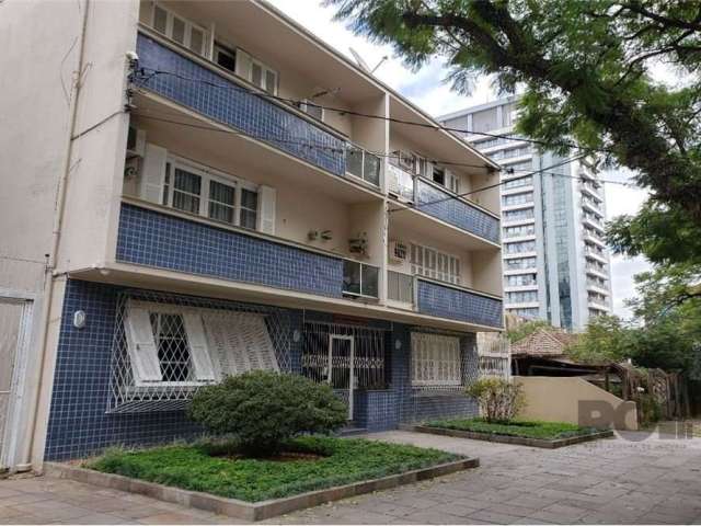 Apartamento 2 dormitórios, 2 banheiros, sala, hall, cozinha, lavanderia, possibilidade do 3º dormitório ou escritório ou integrar a sala com mais um ambiente e lavabo ou criar espaço gourmet junto à c