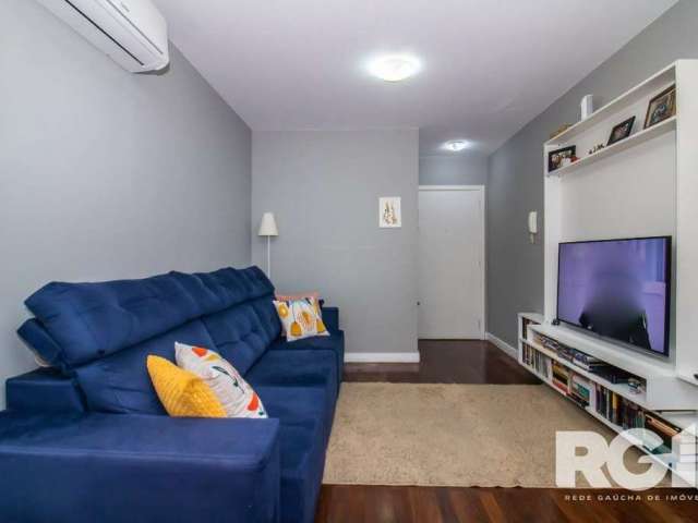 Apartamento 3 mais espaço dormitórios Home-office , 96m² privativos no Bairro Petrópolis. &lt;BR&gt;&lt;BR&gt;Belíssimo apartamento três dormitórios, reformado. &lt;BR&gt;Living para dois ambientes, c