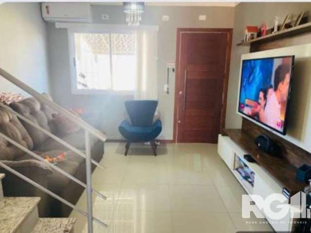 EXELENTE sobrado com 2 dorm  70m² privativos,  na Rua, Germano Basler - Jardim Leopoldina&lt;BR&gt;&lt;BR&gt;Possui 2 dormitórios, cozinha e deck com area de serviço, deck com churrasqueira,  banheiro