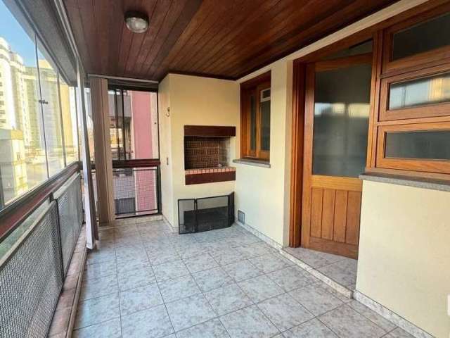 Apartamento à venda em Menino Deus, Porto Alegre&lt;BR&gt;&lt;BR&gt;BAIXOU DE 680.000  P/ 630.000 - Amplo apartamento à venda no Ed. Piazza Lomongi, localizado na Rua Botafogo, próximo à Múcio Teixeir