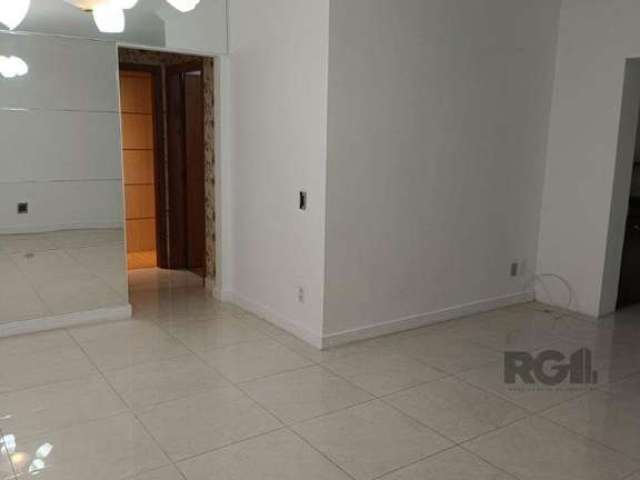 Apartamento de 2 dormitórios (sendo 1 suíte com closet), 89 m² de área privativa, sol da manhã, semi mobiliado, living com churrasqueira, banheiro social e privativo, cozinha montada, área de serviço,