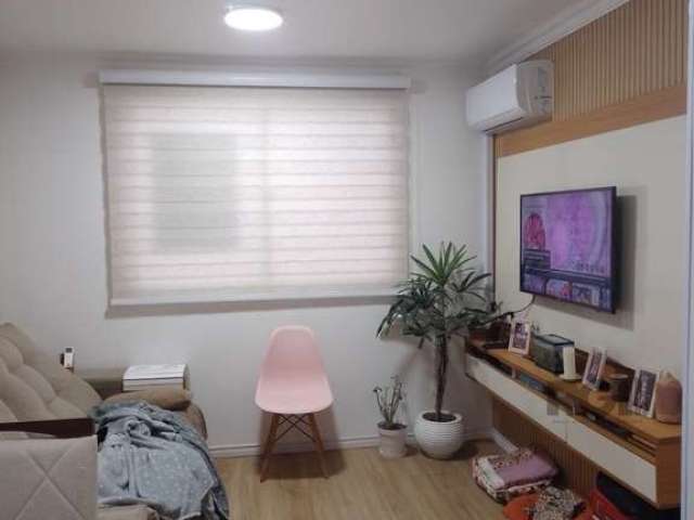 Apartamento com 2 dormitórios, vaga de garagem, no bairro Sarandi, Porto Alegre/RS&lt;BR&gt;&lt;BR&gt; Características:&lt;BR&gt;* 2 dormitórios, sala, cozinha e banheiro. &lt;BR&gt;* Garagem.&lt;BR&g