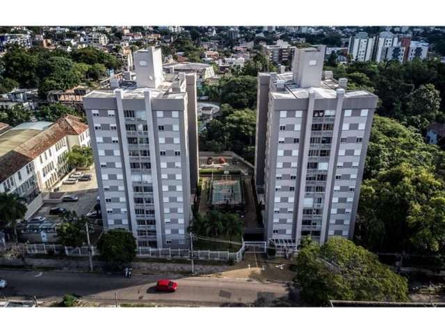 Apartamento Reformado de 3 Quartos à Venda em Porto Alegre. Se você está procurando um apartamento totalmente reformado em Porto Alegre, temos o imóvel perfeito para você! Localizado na Avenida Arnald