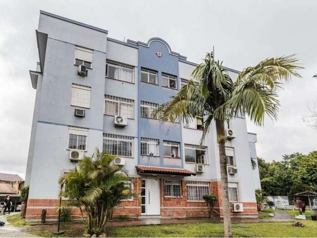 Descubra seu novo lar em Porto Alegre! Este apartamento à venda, localizado em condomínio fechado, oferece um excelente custo-benefício. Com três quartos, um banheiro, e uma área útil de 51 metros qua