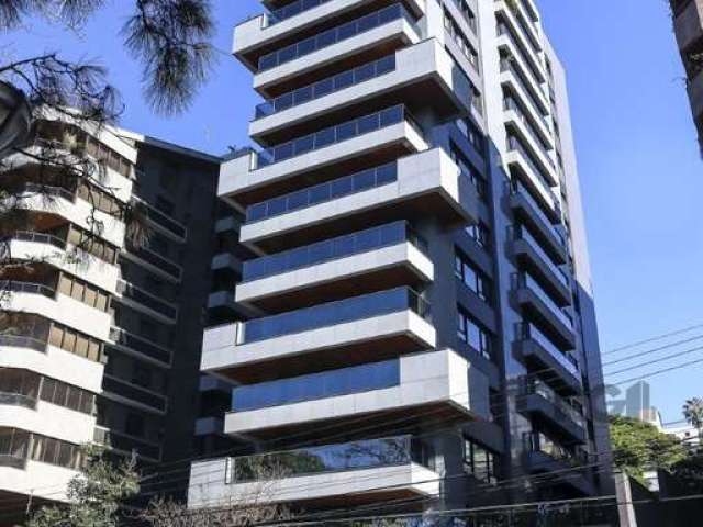 Um dos grandes ícones de desejo do bairro Moinhos de Vento reflete em sua arquitetura contemporânea todo o requinte, design e finos detalhes. Mais que um endereço de prestígio, os apartamentos excedem