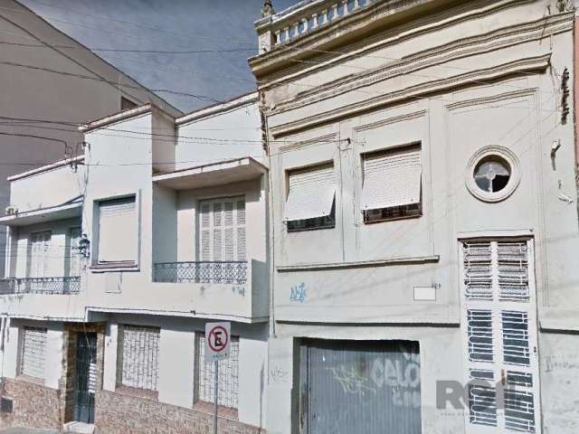 Casa c/ 3 dormitórios, terreno 5,76m x 44,00m de frente a fundos.&lt;BR&gt;&lt;BR&gt;&lt;b&gt;CONHEÇA O BAIRRO CENTRO HISTÓRICO&lt;/b&gt;&lt;BR&gt;&lt;BR&gt;&lt;b&gt;Localização e arredores&lt;/b&gt;&