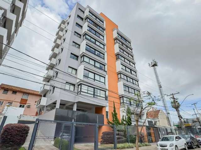 Apartamento no Menino Deus com 2 Suítes, semi mobiliado, com churrasqueira, elevador e vaga. Desocupado &lt;BR&gt;Do lado da  Farmácia Panvel e poucos metros do Zaffari da Getúlio Vargas no Bairro Men