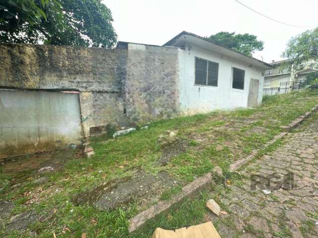 Excelente  terreno de esquina à Venda no Bairro Cristal! &lt;BR&gt;&lt;BR&gt; Localização: Bairro Cristal, área em valorização, próximo a comércios, escolas e com fácil acesso ao centro da cidade.&lt;