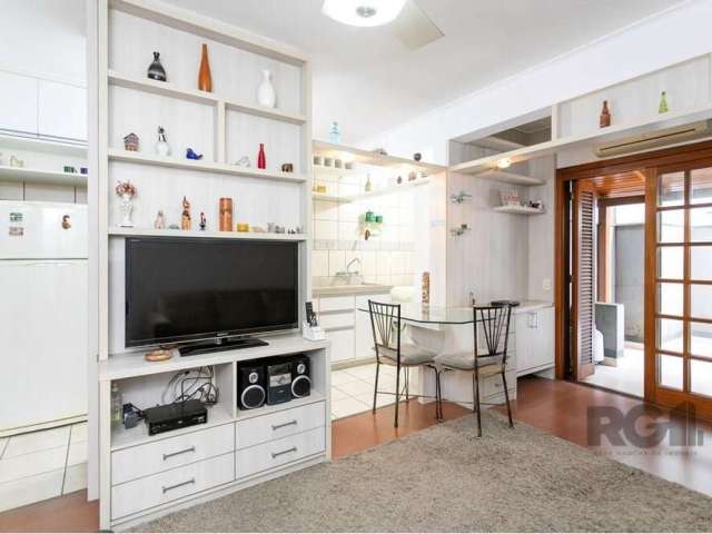 Apartamento Garden com um dormitório uma vaga, elevador. Ao lado do Shopping Bourbon Ipiranga. Imóvel bem localizado perto de universidades, hospitais e parques. Preço e disponibilidade do imóvel suje