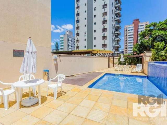 Apartamento Garden, 2 dorm, 85m² privativos, amplo pátio, 2 vagas cobertas. Possui uma localização privilegiada. Rua: Andaraí Passo da Areia. Apartamento semimobilaido, no condomínio Plenno, 2 dormitó