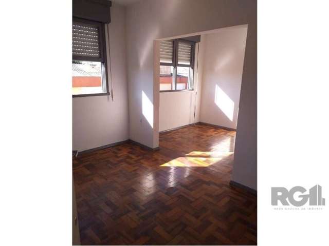 Descubra o seu novo lar com um ótimo preço! Este encantador apartamento residencial está à venda no Bairro Camaquã, em Porto Alegre, na região Sul do Brasil. Localizado na Travessa Escobar, 529, Apto 