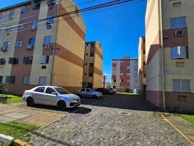 2 Dormitórios, Sala e Cozinha Conjugadas. 1 Vaga de Garagem Rotativa. Banheiro. Condomínio com excelente infraestrutura: Portaria 24h garantindo maior segurança. Dois salões de festas para suas confra