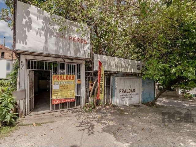 Este prédio é situado na Avenida Eduardo Prado, nº 690, bairro Cavalhada. É uma oportunidade imperdível para quem deseja expandir seu negócio. Localizado em uma das principais vias da região, com inte