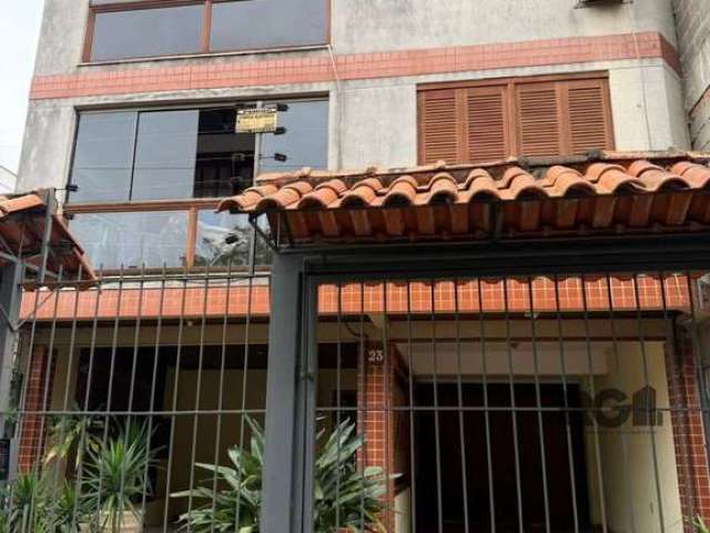 VENDA DE APARTAMENTO DE 1 QUARTO COM VAGA- JARDIM BOTANICO. Este apartamento que une conforto, praticidade e uma localização excepcional, perfeito para quem busca um espaço acolhedor e funcional. Cara