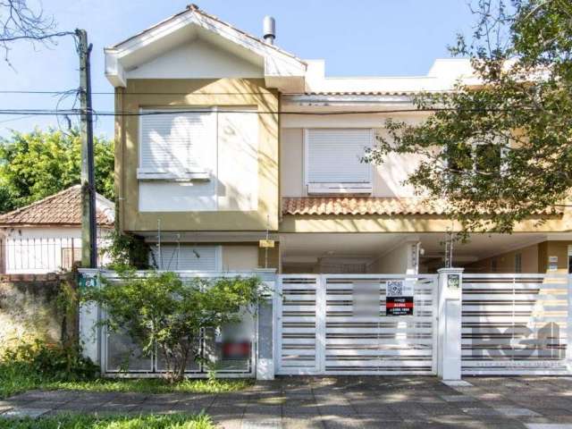 CASA 3 DORMITÓRIOS | NONOAI | ZONA SUL&lt;BR&gt; &lt;BR&gt; Casa 3 dormitórios, transformado em 2 dormitórios, suíte master com closet, espera para banheira, 3 banheiros. Living estendido, ampla cozin