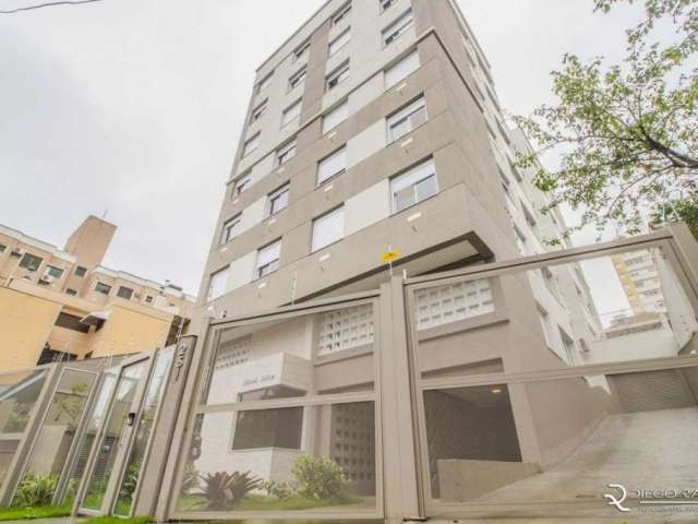 APARTAMENTO 3 DORMITÓRIOS, SUÍTE, VAGA DE GARAGEM, NO BAIRRO PETRÓPOLIS, PORTO ALEGRE/RS    &lt;BR&gt; &lt;BR&gt;Empreendimento pronto para  morar! São apenas 4 apartamentos por andar de 3 dormitórios