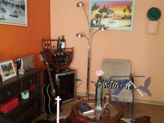 Apartamento 2 dormitórios, 1 vaga de garagem, no bairro Cavalhada, Porto Alegre/RS   &lt;BR&gt; &lt;BR&gt;Lindo apartamento de 3 dormitórios,  transformado em 2, living 2 ambientes, banheiro social, c