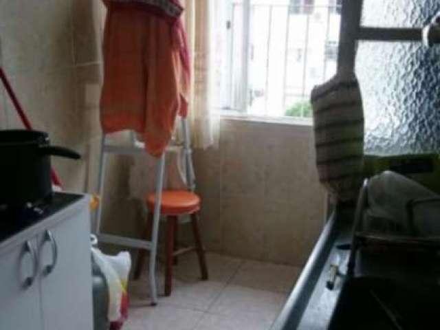 Apartamento 2 dormitórios, 2 vagas cobertas, no bairro Vila Nova, Porto Alegre/RS    &lt;BR&gt;&lt;BR&gt;Ótimo apartamento de 2 dormitórios,  living 2 ambientes, banheiro social; cozinha, área de serv