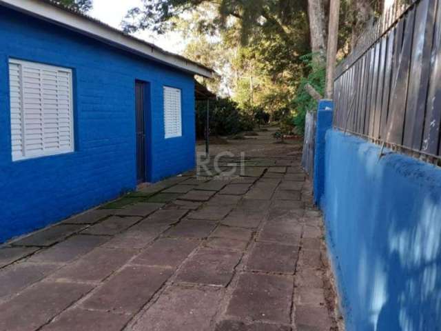 Casa 2 dormitórios, 4 vagas, bairro Ponta Grossa.     &lt;BR&gt;&lt;BR&gt;CASA 2 DORMITÓRIOS ,  SALA; COZINHA E BANHEIRO. TERRENO MEDIDO 10X58. ARBORIZADO.&lt;BR&gt;&lt;BR&gt;O bairro Ponta Grossa rec