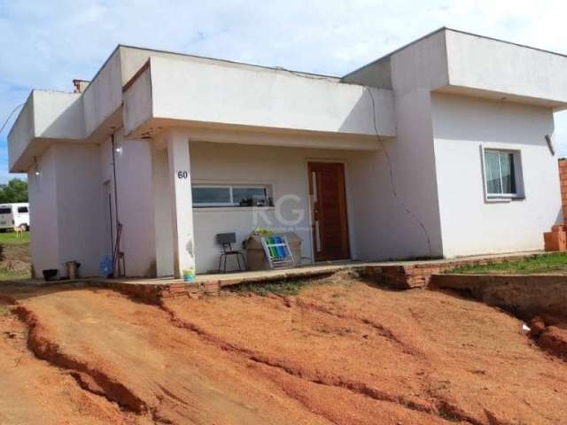 CASA, 3 DORMITÓRIOS, 2 VAGAS, BAIRRO BELEM VELHO, PORTO ALEGRE-RS   &lt;BR&gt;&lt;BR&gt;Casa no bairro Belém Velho, com 3 dormitórios, 2 vagas de garagem, terreno amplo, toda murada.&lt;BR&gt; &lt;BR&