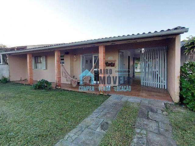 Casa com 3 dormitórios à venda por R$ 170.000,00 - Magistério - Balneário Pinhal/RS