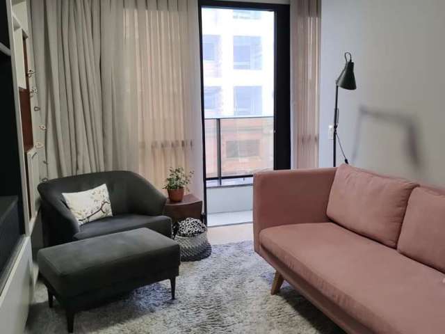 Apartamento Alto Padrão, Ed Parque das Nações, com 1 dormitório, 2 garagens em Balneário Camboriú, SC