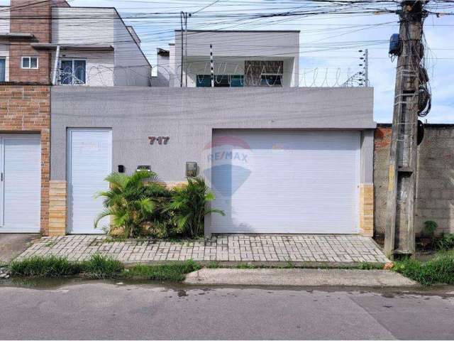 Excelente Casa Duplex no Eusébio