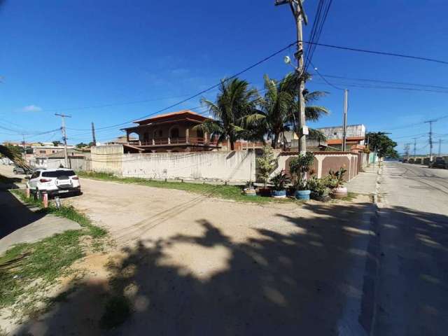 Baixou: Terreno Murado, Legalizado e c/ 418 m² na Praia do Sudoeste