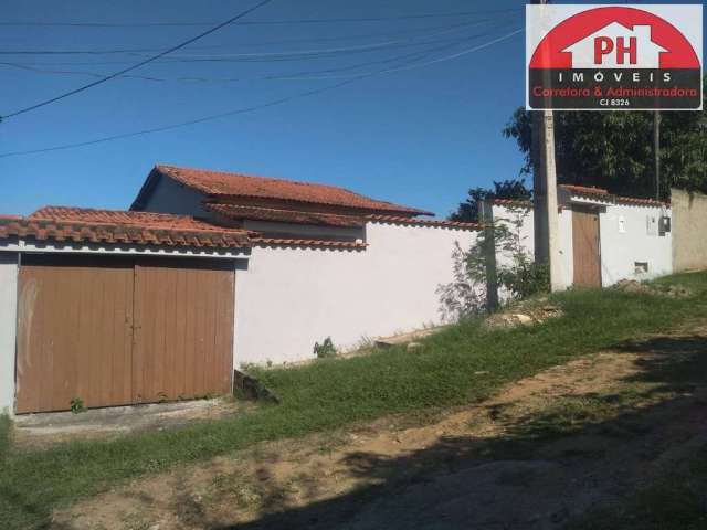 Casa a venda, em São Pedro da Aldeia - RJ.