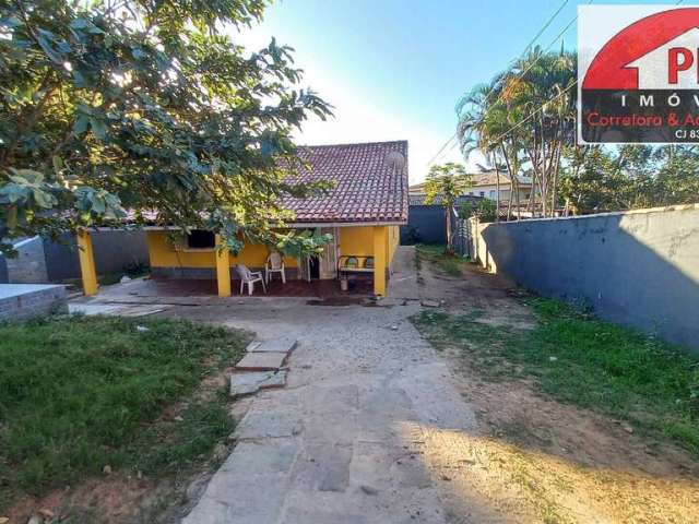 Excelente Oportunidade! Casa à Venda