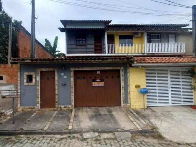 Ótimo Duplex 2 Quartos e Quintal no Centro de São Pedro da Aldeia