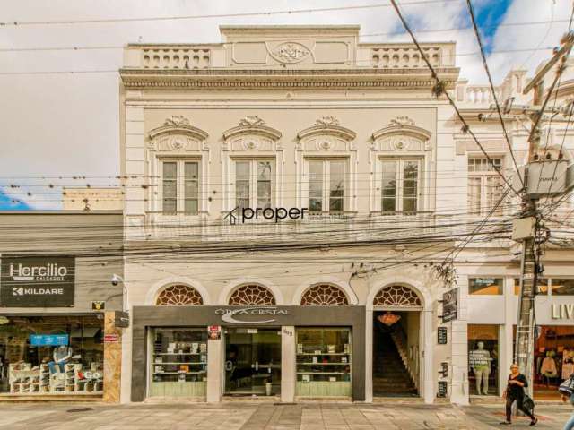 Prédio comercial no centro de Pelotas com 70m²