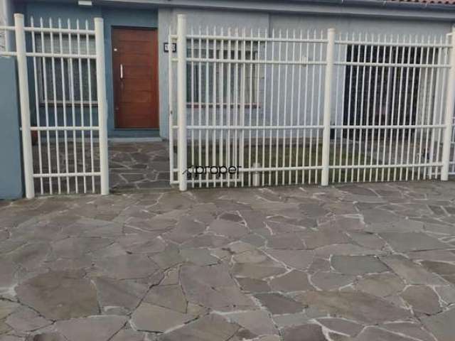 Casa á venda com 3 dormitórios por R$ 520,000,00 - Areal - Pelotas/RS