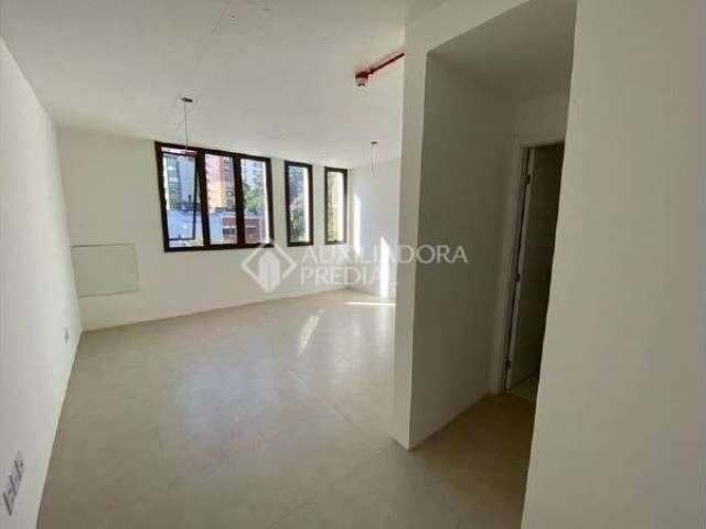 Sala comercial à venda na Avenida Iguassu, 495, Petrópolis, Porto Alegre, 30 m2 por R$ 225.000