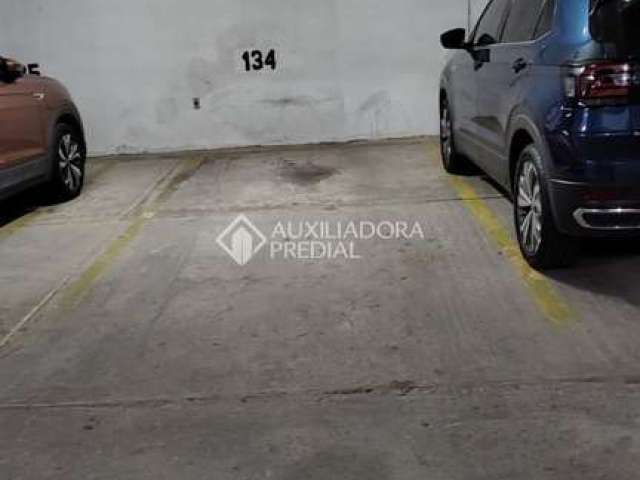 Garagem à venda na Avenida Independência, 352, Independência, Porto Alegre, 12 m2 por R$ 50.000