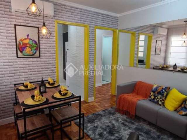 Apartamento com 2 quartos à venda na Rua Felipe Camarão, 225, Rio Branco, Porto Alegre, 56 m2 por R$ 400.000