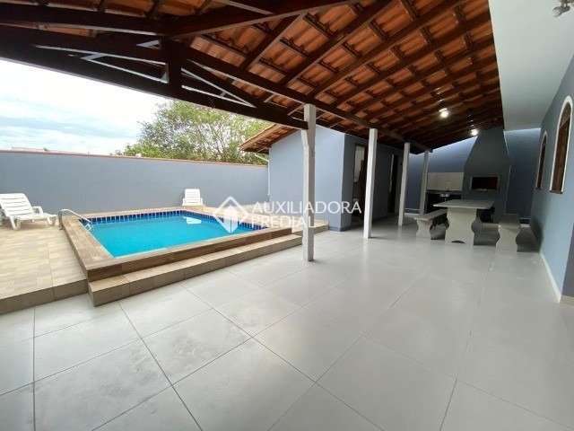 Casa com 3 quartos à venda na TARUMA, 440, Praia do Sonho, Palhoça, 150 m2 por R$ 650.000