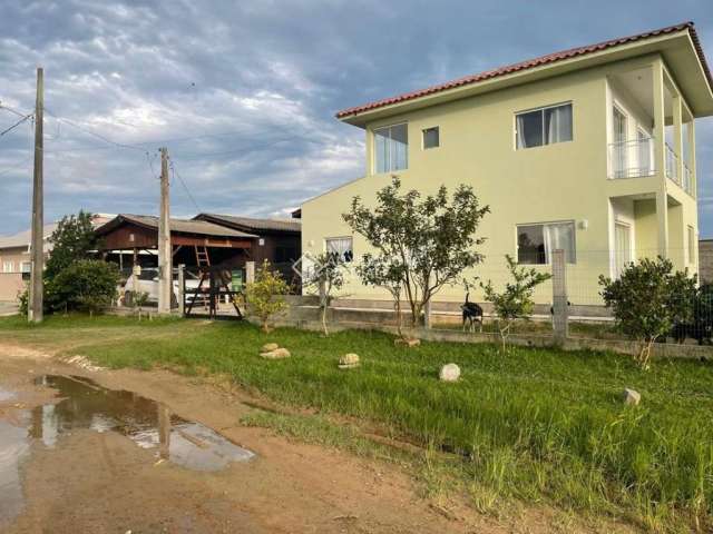 Casa com 5 quartos à venda na Andira, 43, Praia do Sonho, Palhoça, 165 m2 por R$ 700.000