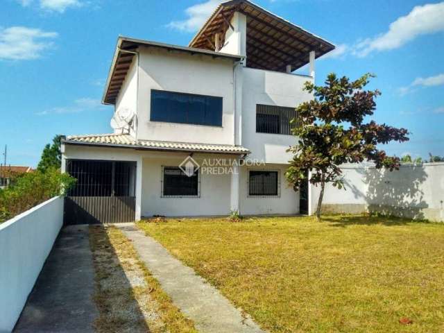Casa com 4 quartos à venda na Astrogildo Graciliano de Quadros, 1, Pinheira, Palhoça, 180 m2 por R$ 590.000