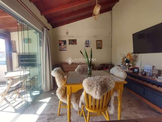 Casa com 4 quartos à venda na Avenida do Papagaio, 798, Balneário Ponta do Papagaio (Ens Brito), Palhoça, 180 m2 por R$ 1.500.000