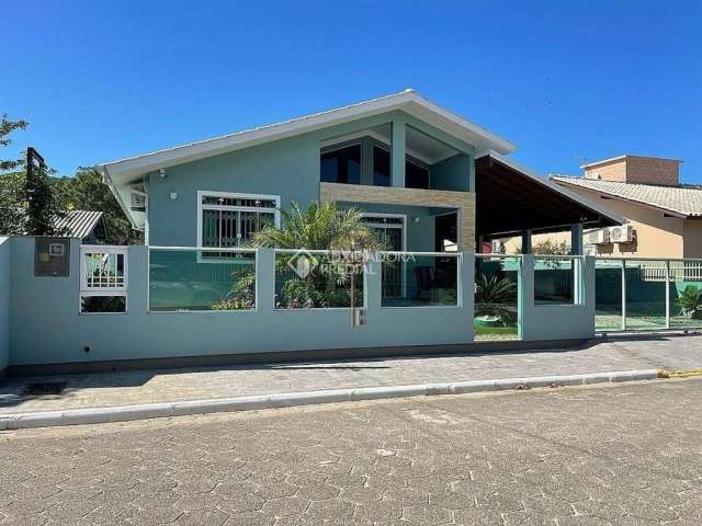 Casa com 2 quartos à venda na das Palmeiras, 222, Pinheira, Palhoça, 147 m2 por R$ 1.500.000