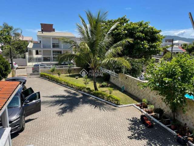 Casa com 4 quartos à venda na Rua Pica Pau, 563, Praia do Sonho, Palhoça, 250 m2 por R$ 1.385.000