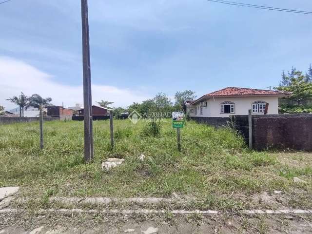 Terreno à venda na Atalanta, 140, Praia do Sonho, Palhoça, 325 m2 por R$ 410.000