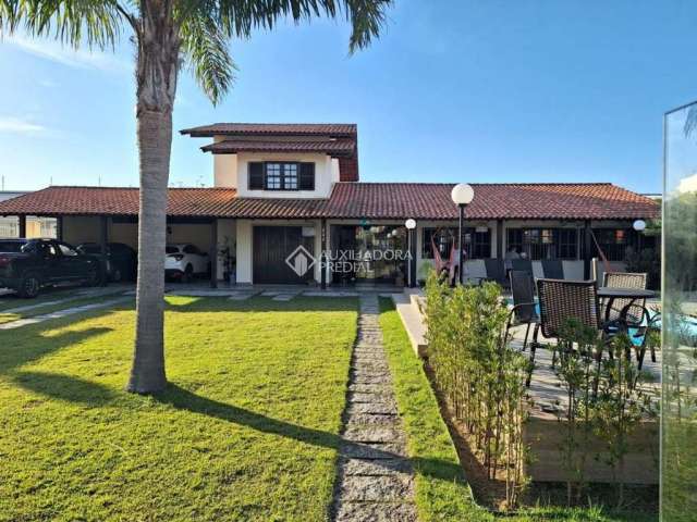 Casa com 4 quartos à venda na Rua Petúnia, 555, Praia do Sonho, Palhoça, 300 m2 por R$ 2.500.000