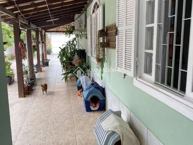 Casa com 4 quartos à venda na Servidão Bons Amigos, 108, Campeche, Florianópolis, 422 m2 por R$ 1.650.000