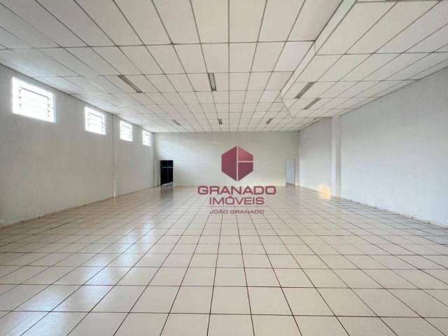 Oportunidade imperdível! Salão para alugar em uma ótima localização, 450 m² - Zona 04 - Maringá/PR