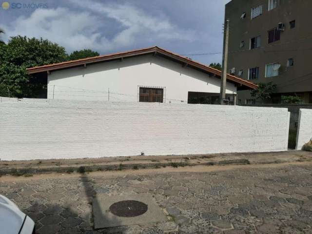 Casa com 4 quartos à venda no Ingleses, Florianópolis  por R$ 800.000