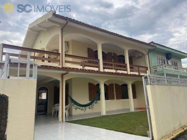 Casa com 3 quartos à venda no Ingleses, Florianópolis  por R$ 1.800.000