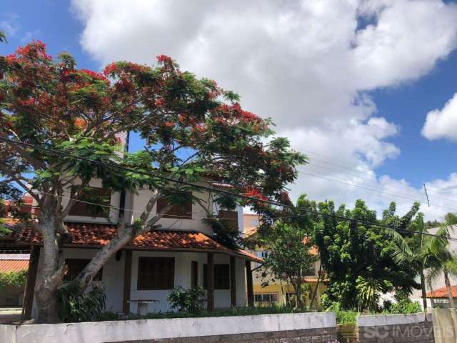 Casa em condomínio fechado com 4 quartos à venda no Ingleses, Florianópolis  por R$ 1.200.000